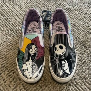 NWT Disney Nightmare Before Christmas Women's Low Top Slip-On Sneakers Size 8